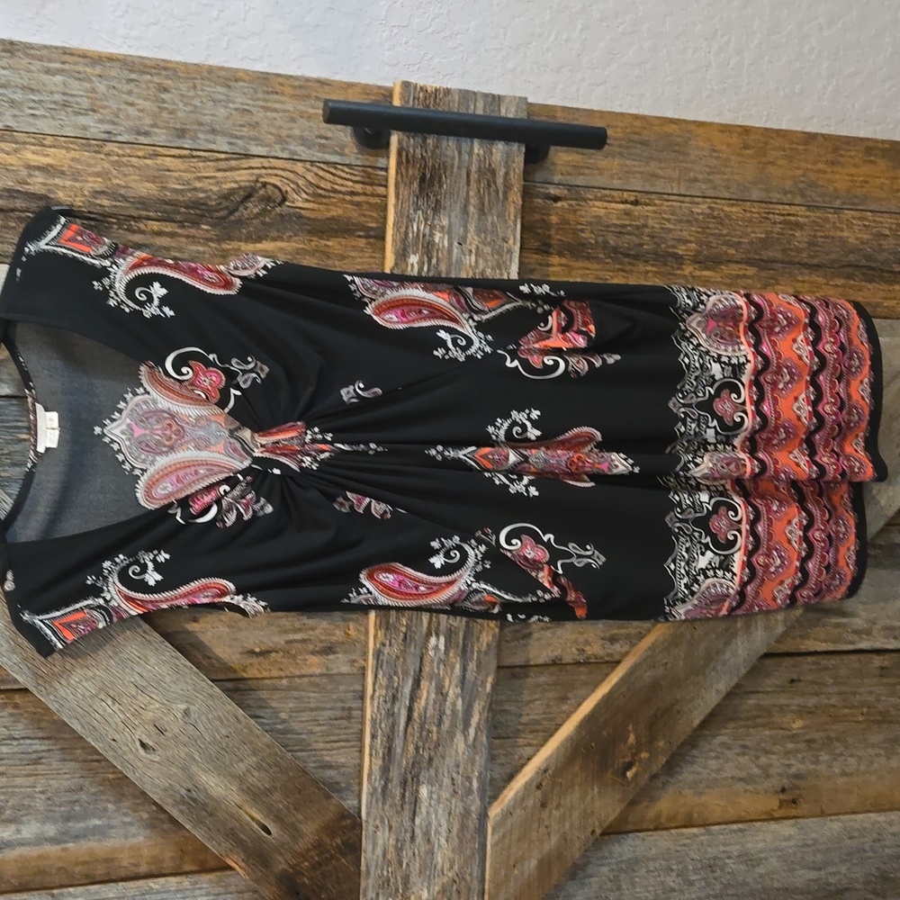 London Times Dress. Size 8. Black/Red/Pink